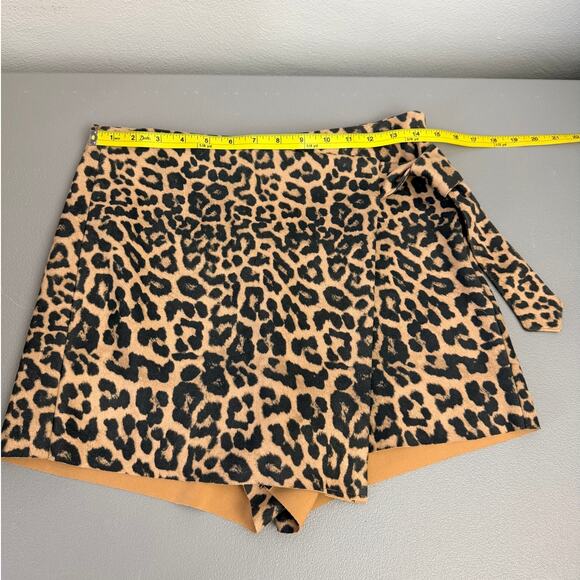 Zara Dresses & Skirts - Zara Leopard Print Wrap Skort Mini Skirt Shorts Size S